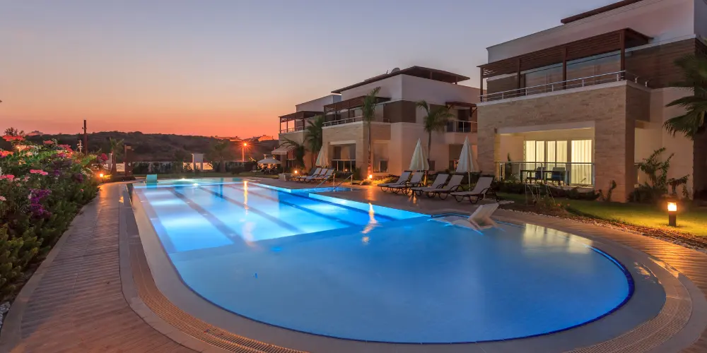 Can I Sue a Hotel for an Injury by the Pool?